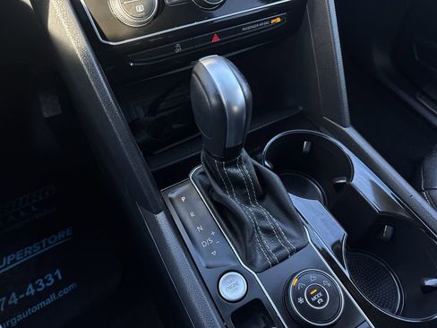 Certified 2023 Volkswagen Atlas SE image 15