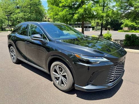 Used 2023 Lexus RX 350h w/ Cold Area Package AWD/4WD image 3