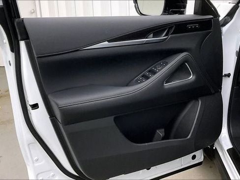 New 2026 INFINITI QX60 Autograph image 11