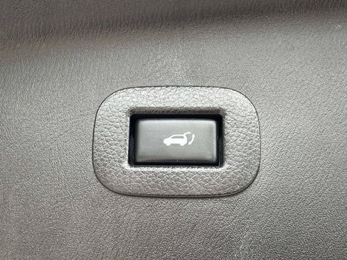 Used 2019 INFINITI QX80 Luxe w/ 22" Wheel Package AWD/4WD image 15