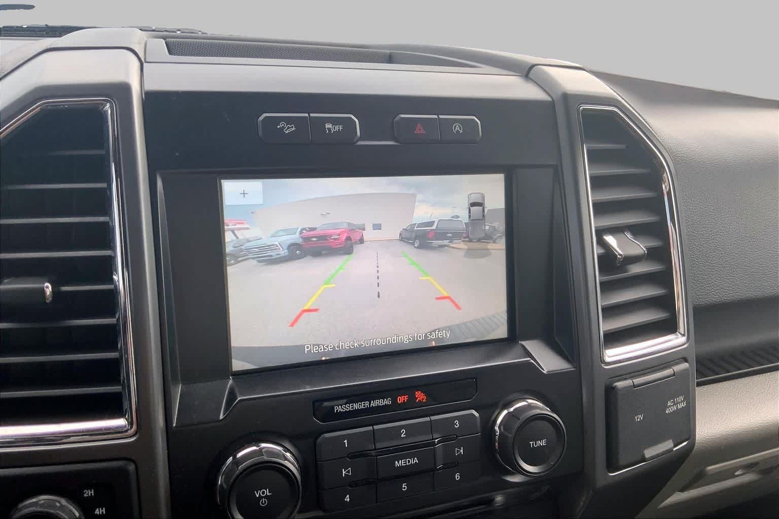 Used 2015 Ford F150 XLT w/ Equipment Group 302A Luxury AWD/4WD image 27