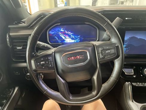 Used 2024 GMC Sierra 2500 AT4 w/ AT4 Premium Plus Package AWD/4WD image 14
