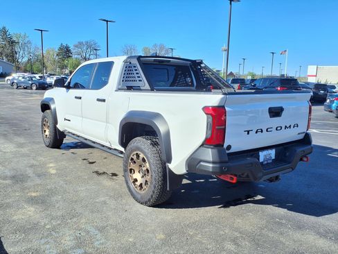 Certified 2024 Toyota Tacoma 4x4 Double Cab Hybrid image 30