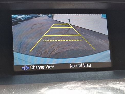 Used 2016 Honda CR-V LX image 17