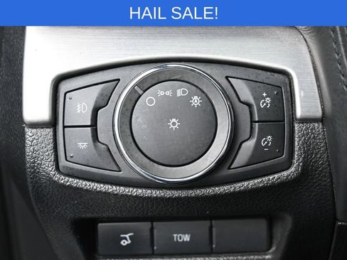 Used 2017 Ford Explorer Platinum image 15