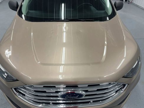 Used 2020 Ford Edge SE w/ Cargo Accessory Package FWD image 16