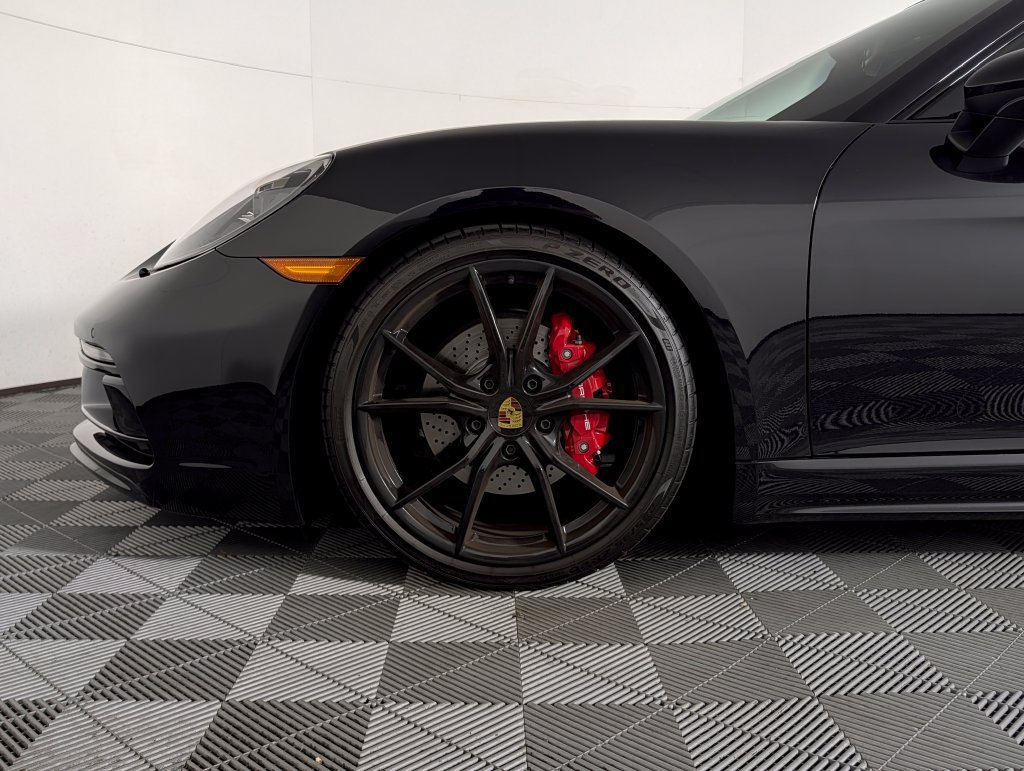 Certified 2025 Porsche 718 Cayman S RWD image 11