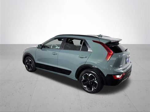 Certified 2023 Kia Niro Wind FWD image 9