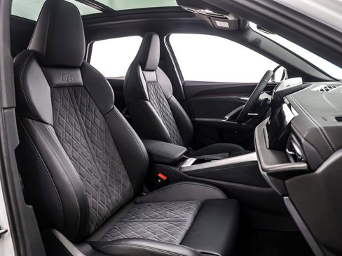 New 2025 Audi SQ5 Premium Plus image 7