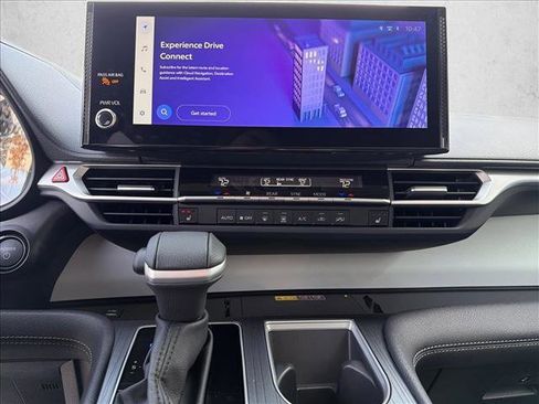 Certified 2026 Toyota Sienna XLE image 19