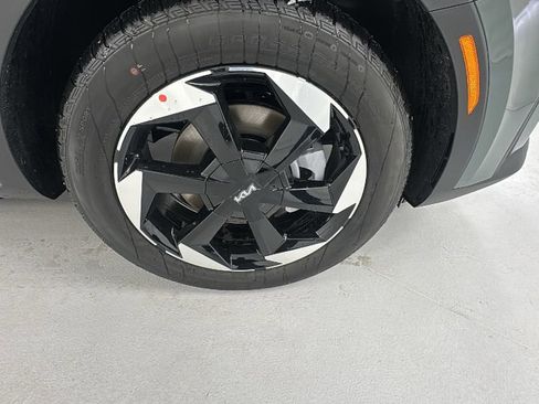 New 2026 Kia Sorento EX AWD/4WD image 9