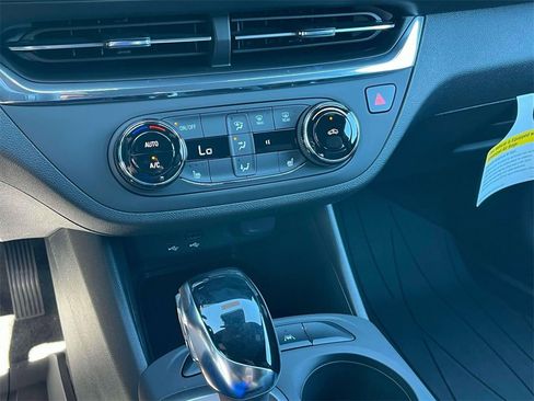 New 2025 Buick Envista Preferred w/ Convenience I Package image 24