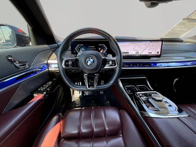 Used 2023 BMW 740i RWD image 10
