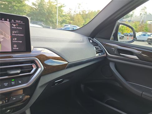 Used 2024 BMW X4 M40i image 25