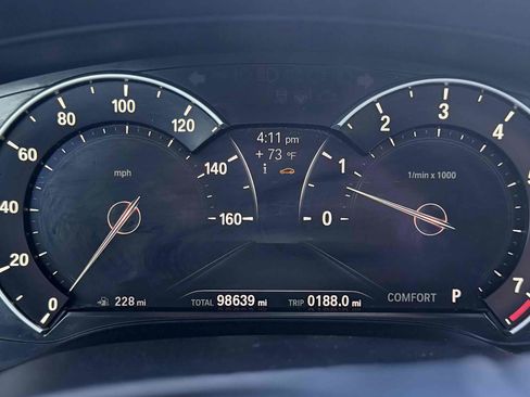 Used 2017 BMW 540i xDrive image 34