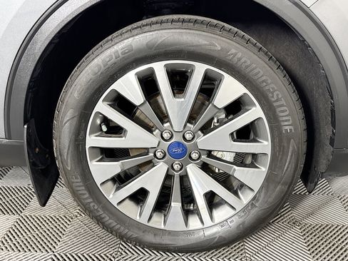 Used 2022 Ford Escape Titanium w/ Class II Trailer Tow Package image 31