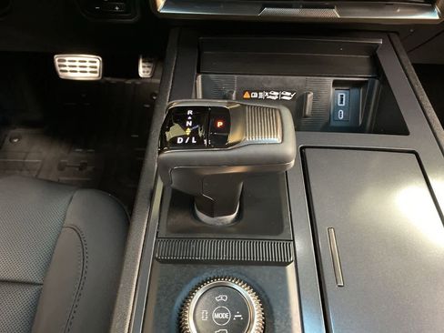 Used 2024 GMC Hummer EV 3X image 25