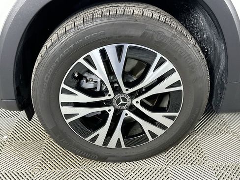 Used 2026 Mercedes-Benz GLB 250 4MATIC image 30
