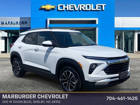 New 2026 Chevrolet TrailBlazer LT w/ Convenience Package FWD image 1