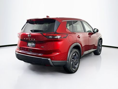 Used 2024 Nissan Rogue SV FWD image 9