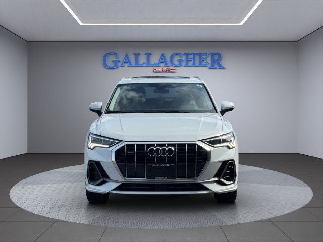 Used 2021 Audi Q3 2.0T Premium Plus w/ Premium Plus Package AWD/4WD image 12