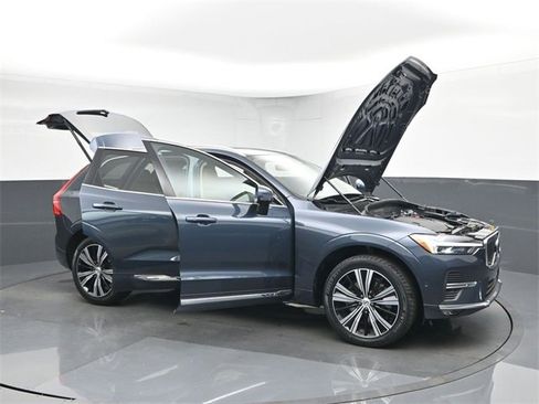 Used 2022 Volvo XC60 B6 Inscription w/ Advanced Package image 52
