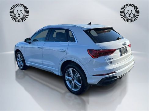 Used 2021 Audi Q3 2.0T Premium Plus w/ Premium Plus Package image 7
