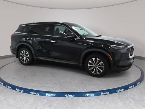 Certified 2023 INFINITI QX60 Pure AWD/4WD image 3