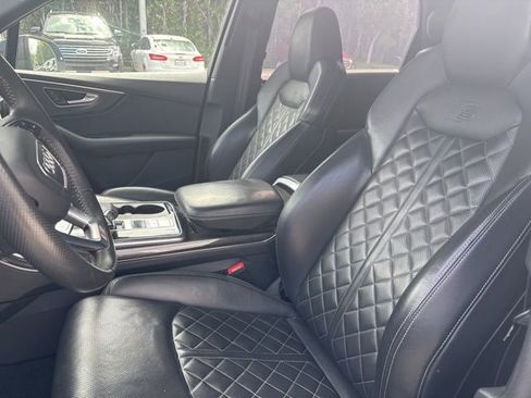 Used 2020 Audi SQ7 Prestige w/ Prestige Package image 6