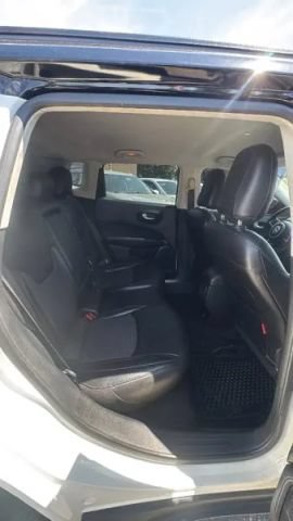 Used 2021 Jeep Compass Trailhawk AWD/4WD image 14