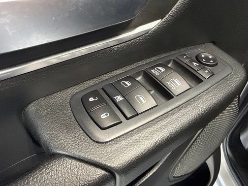 Used 2020 RAM 1500 Big Horn AWD/4WD image 16