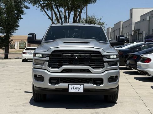 Used 2026 RAM 2500 Tradesman AWD/4WD image 7