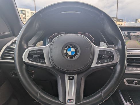 Used 2020 BMW X7 xDrive40i w/ M Sport Package AWD/4WD image 16