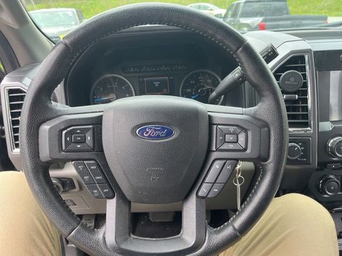 Used 2016 Ford F150 XLT w/ Equipment Group 302A Luxury AWD/4WD image 21