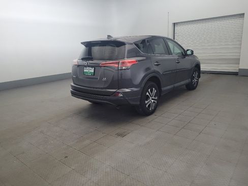Used 2018 Toyota RAV4 LE w/ All Weather Liner Package AWD/4WD image 9
