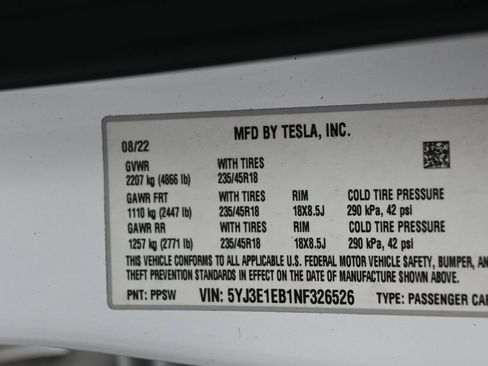 Used 2022 Tesla Model 3 Long Range AWD/4WD image 5