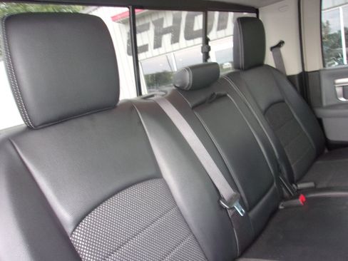 Used 2019 RAM 1500 Warlock AWD/4WD image 16