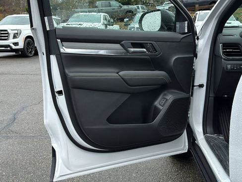 New 2026 GMC Terrain Elevation w/ Elevation Premium Package image 6