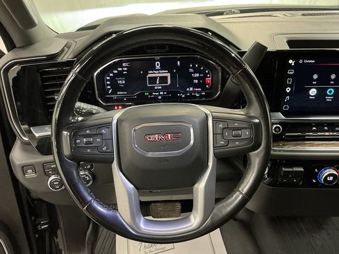Used 2024 GMC Sierra 1500 SLE w/ Preferred Package AWD/4WD image 12