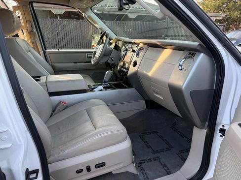 Used 2012 Ford Expedition EL Limited image 17