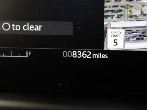 Used 2026 Land Rover Range Rover Evoque Dynamic SE image 25