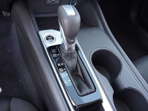 Certified 2025 Nissan Altima 2.5 SV image 18