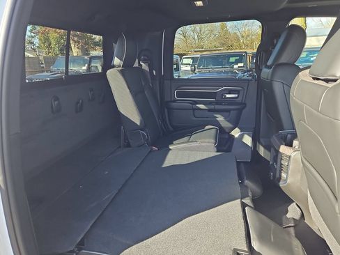 New 2026 RAM 3500 Laramie AWD/4WD image 30