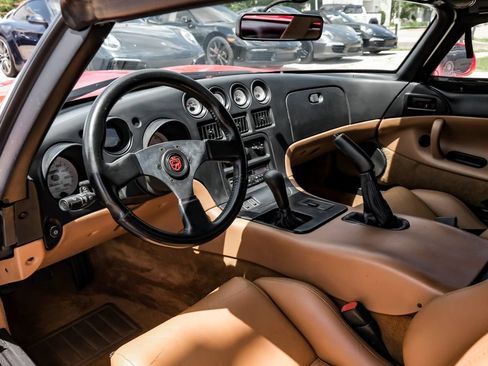 Used 1995 Dodge Viper RT/10 RWD image 11