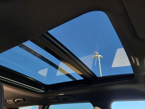 New 2026 Nissan Armada Platinum image 14