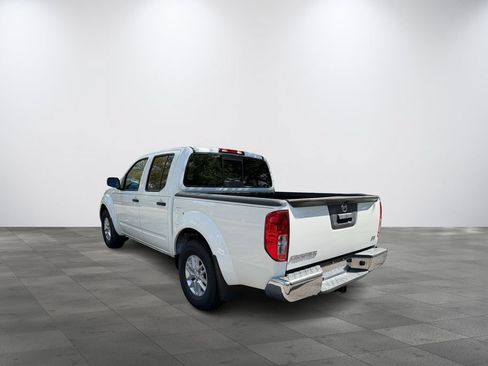 Used 2019 Nissan Frontier SV RWD image 4