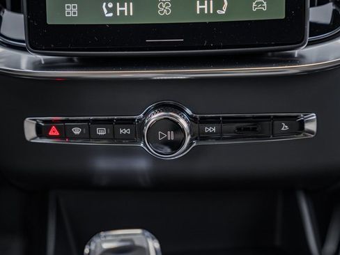 New 2026 Volvo XC90 B6 Ultra image 22