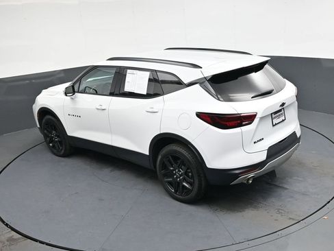 Used 2024 Chevrolet Blazer LT image 28