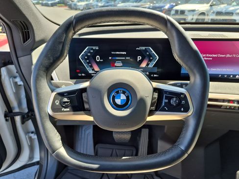 Certified 2025 BMW iX xDrive50 AWD/4WD image 17