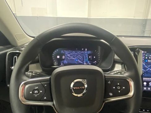 Used 2026 Volvo XC40 B5 Plus AWD/4WD image 14
